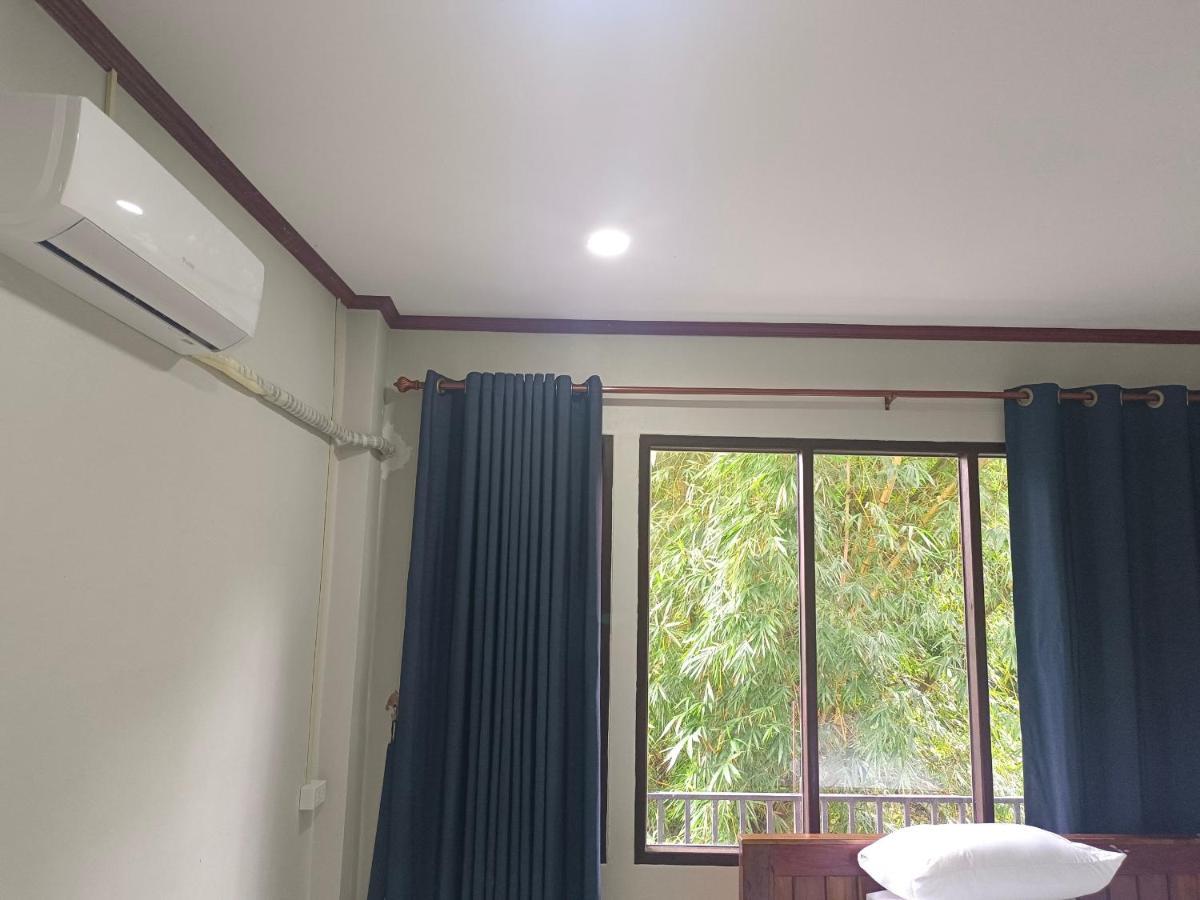 Vang Vieng Champa Hotel Buitenkant foto