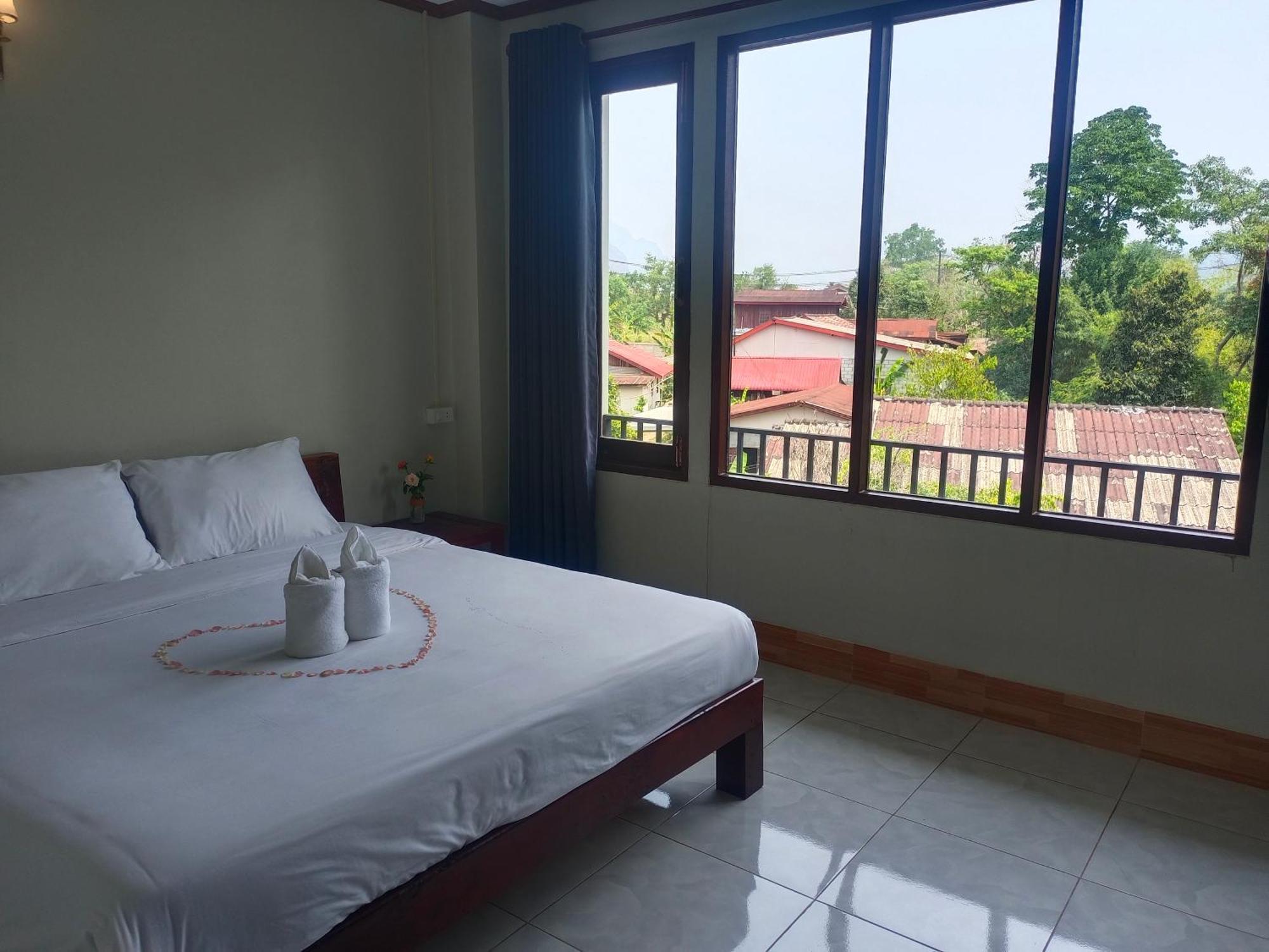 Vang Vieng Champa Hotel Buitenkant foto