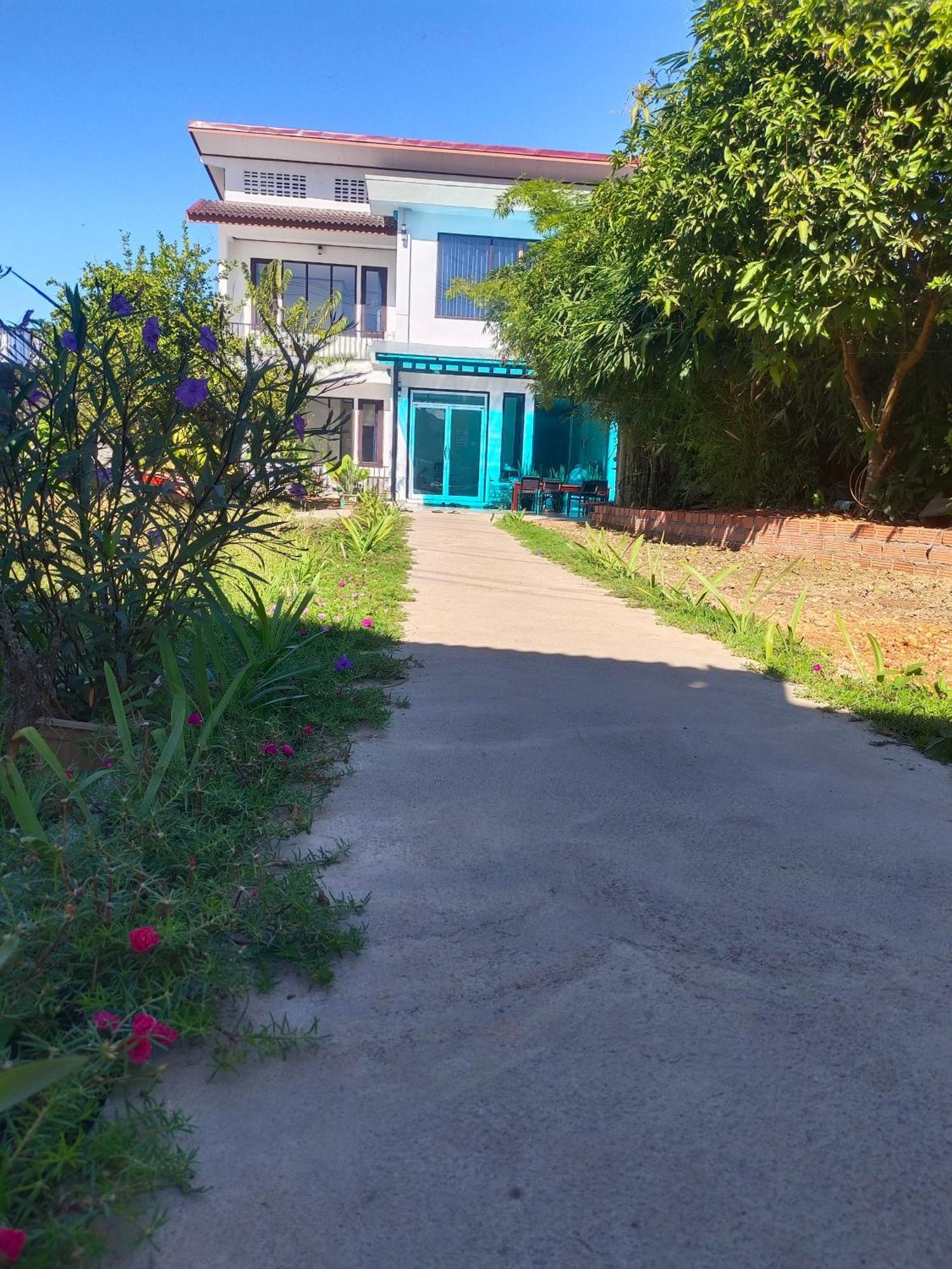 Vang Vieng Champa Hotel Buitenkant foto