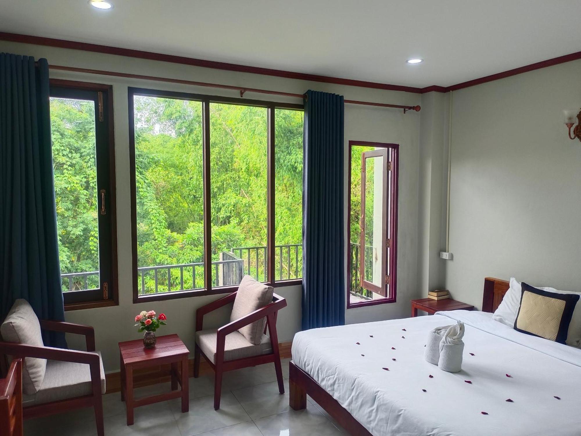 Vang Vieng Champa Hotel Buitenkant foto