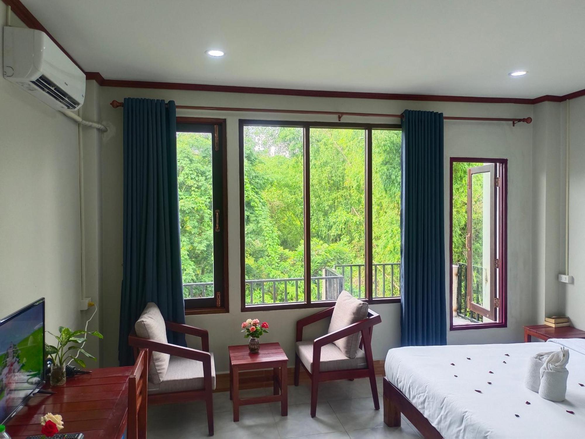 Vang Vieng Champa Hotel Buitenkant foto