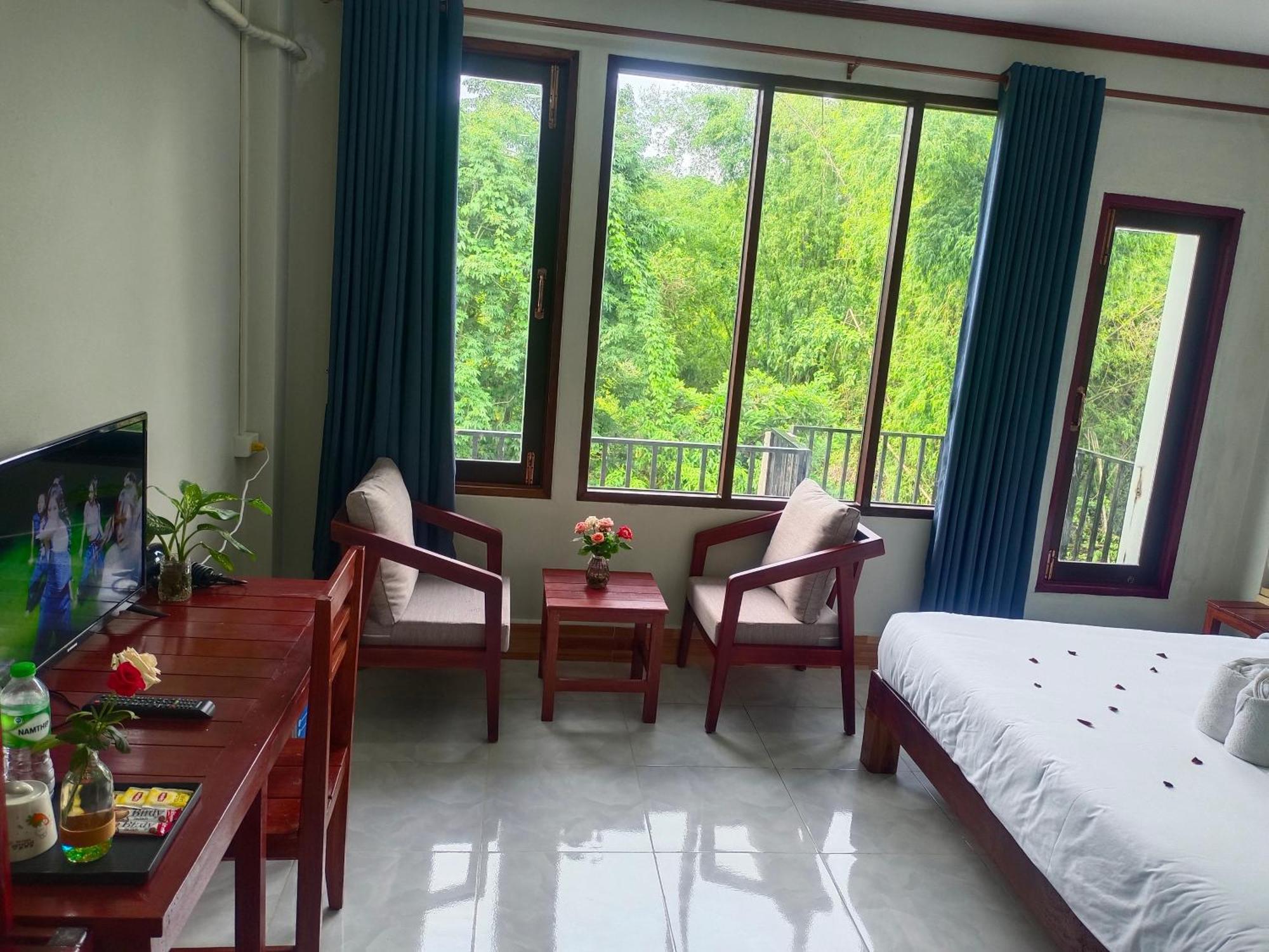 Vang Vieng Champa Hotel Buitenkant foto